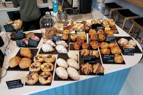 Martins Bakery photo 1